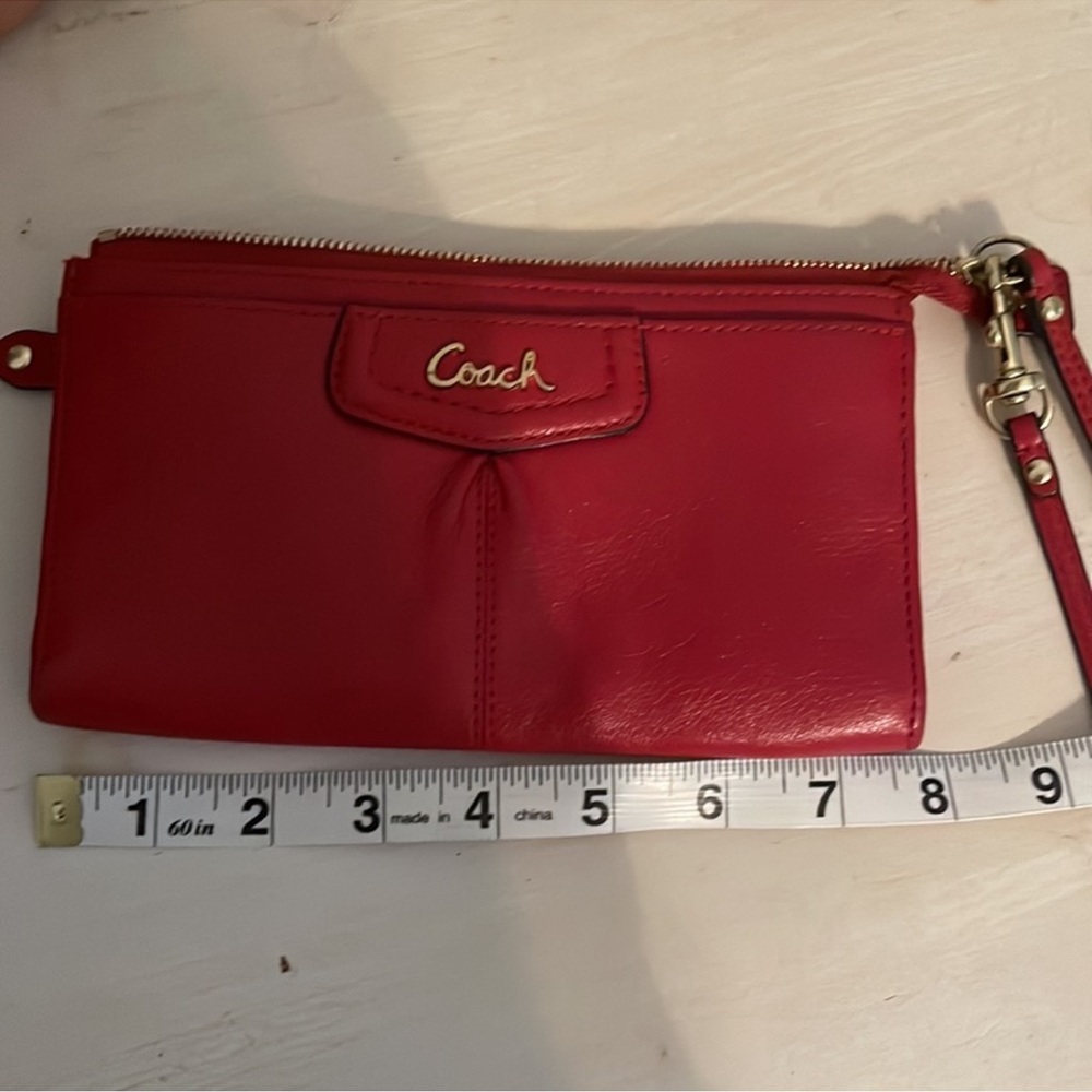 Vintage Coach Red “ Saucy” Leather Wristlet. - Picture 3 of 5